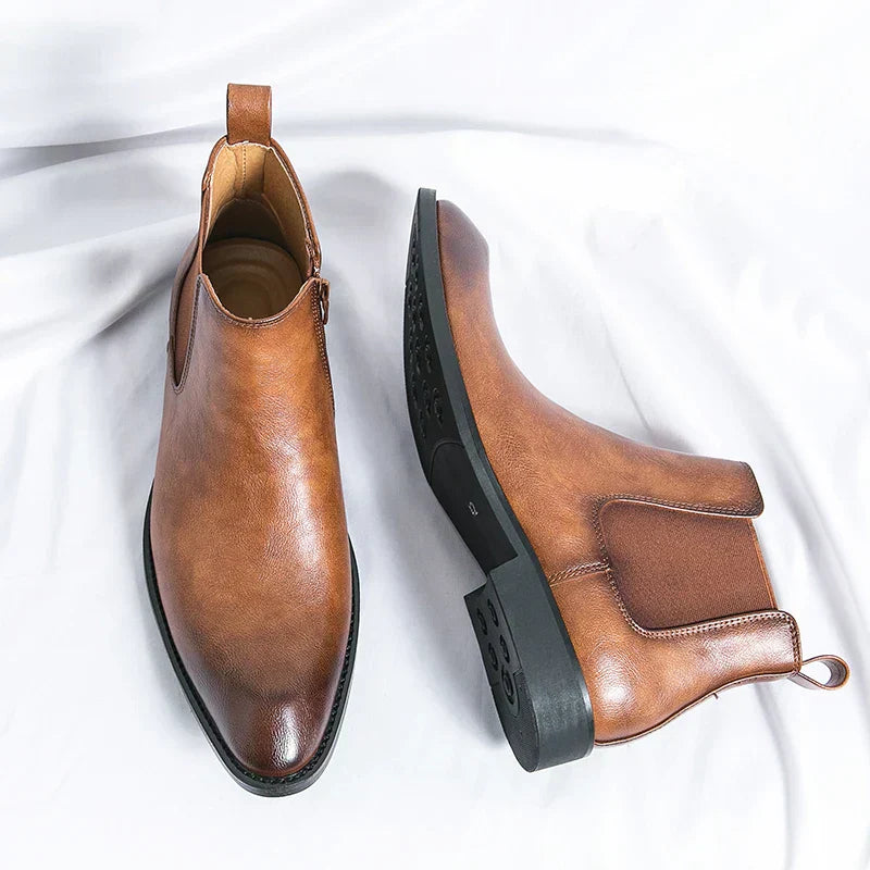 Cooper | Chelsea boots in leather with zip fastening