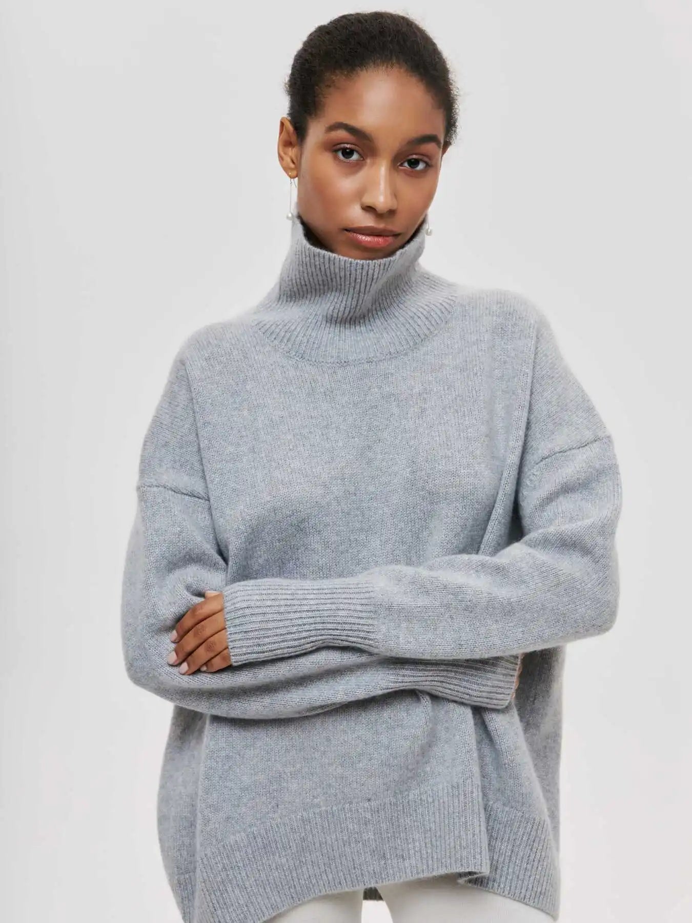 Olivia | Sweater with turtle neck